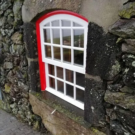 Ti Choa - Casa Do Biscoitinho Feriehus Angra do Heroísmo