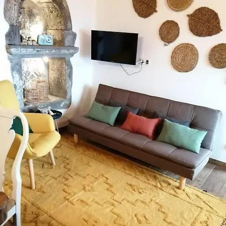 Ti Choa - Casa Do Biscoitinho * Angra do Heroismo